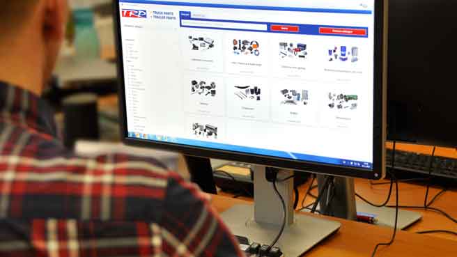 01.-Brand-new-PACCAR-Parts-TRP-eCatalogue-70000-parts-just-a-few-clicks-away-from-the-workshop