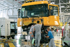 Renault: prima linea sperimentale veicoli ibridi