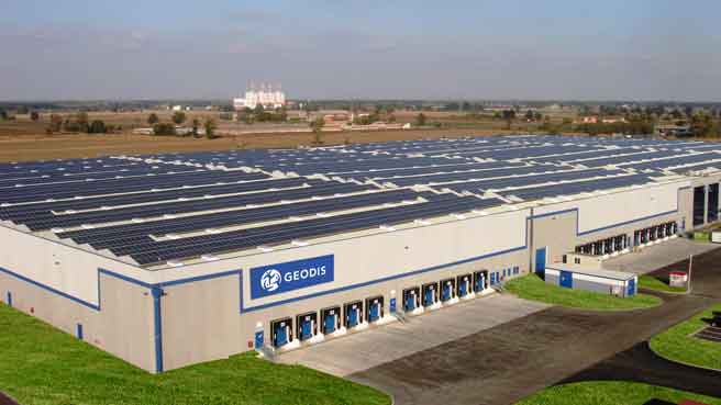CSG-foto-pannelli-fotovoltaici-con-logo-nuovo-002