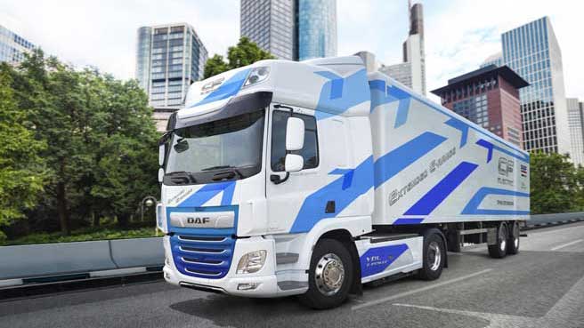 DAF-CF-electric-tractor-530807