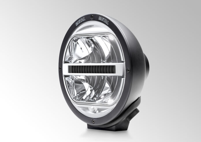 HELLA_Proiettori-ausiliari-full-LED-per-truck