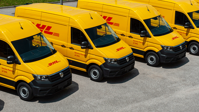 Volkswagen-Veicoli-Commerciali-consegna-una-flotta-di-38-veicoli-realizzati-per-DHL_2-1