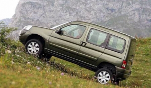 Peugeot: 4×4 is better