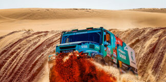 Il Team PETRONAS De Rooy IVECO nella Top 10 del Rally Dakar 2022