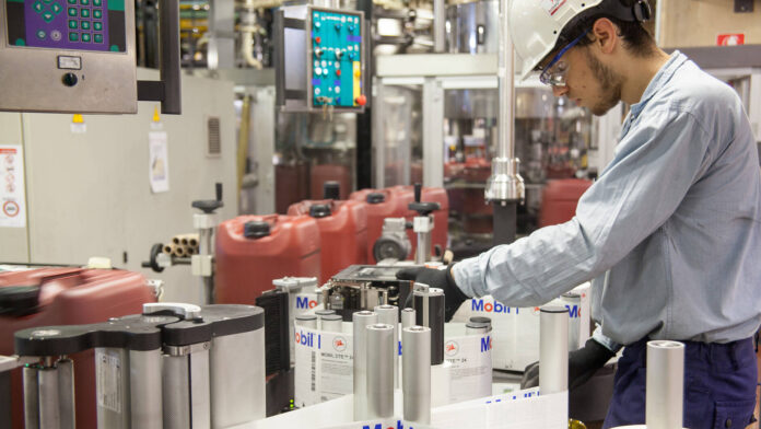 exxon vado Fabbrica Esso Italiana olio lubrificante