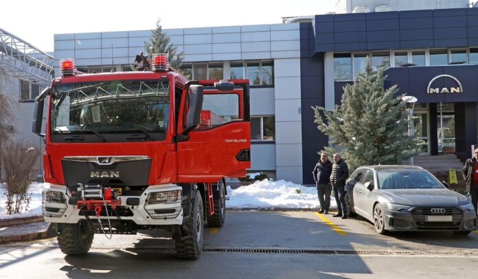man_sostegno_terremoto_turchia