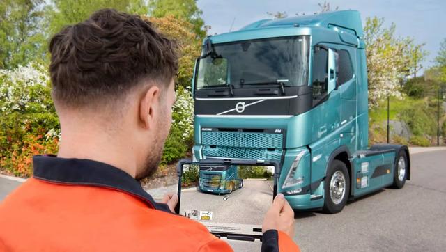 Volvo Trucks per la sicurezza stradale