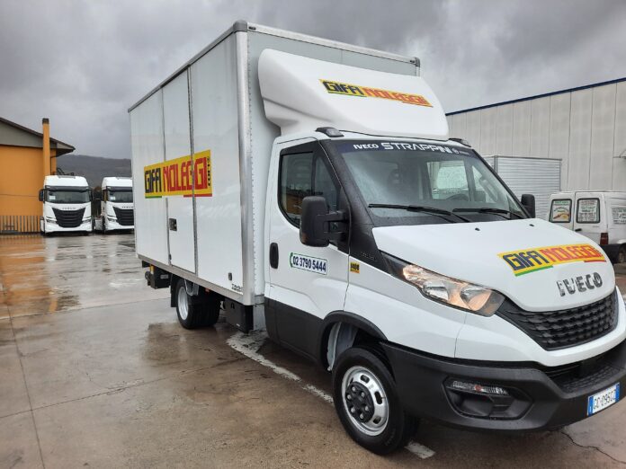 IVECO consegna 34 Daily a Giffi per il noleggio in tutta Italia