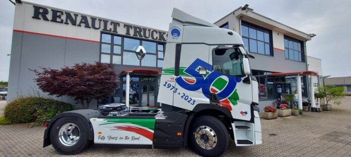 Milani Giovanni Autotrasporti Srl: 50 anni con un nuovo T 480 SC Turbo Compound