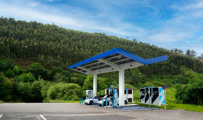 DKV Mobility stringe una partnership con Zunder in Spagna