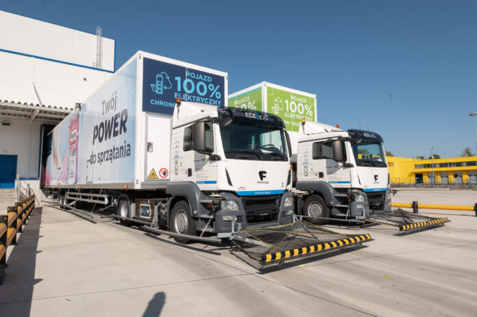 Logistica: guida autonoma e non solo, ecco il nuovo magazzino Sofidel