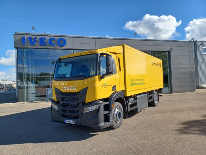 DHL acquisisce 178 nuovi IVECO S-WAY CNG per la sua flotta verde in Germania