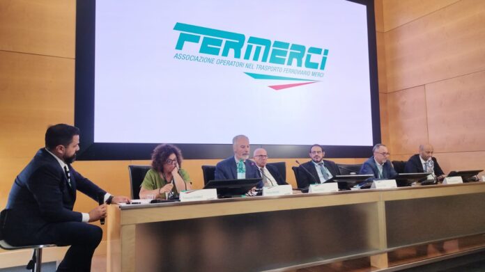 L’allarme di Fermerci: “115 milioni a rischio per la logistica ferroviaria”
