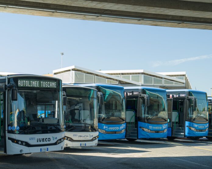 Autolinee Toscane: 100 Crossway Line, 13 Daily Mobi e 12 Streetway CNG IVECO Bus