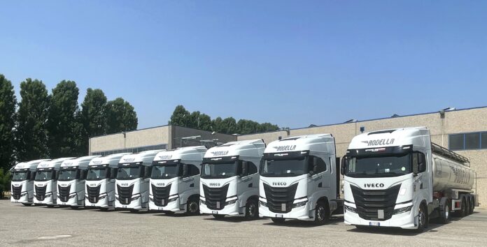 Nove IVECO S-Way a Rodella Trasporti