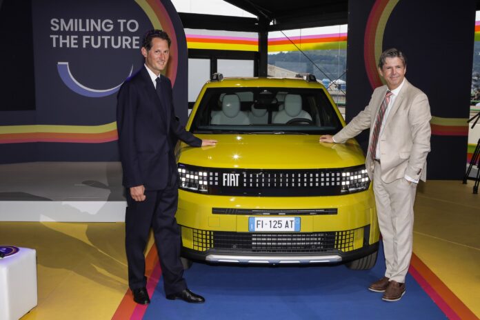 FIAT Celebra 125 Anni di Innovazione e Successo al Lingotto di Torino