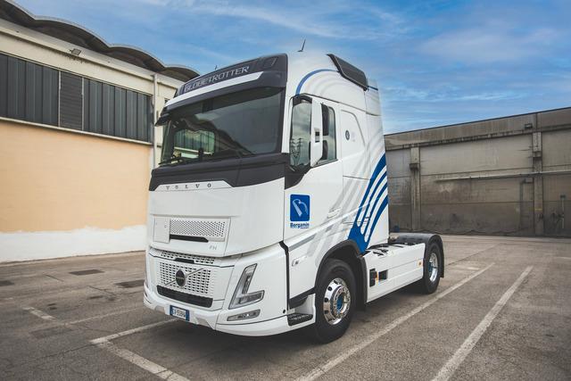 Volvo consegna un FH Aero a Bergamin