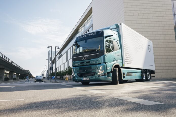volvo_trucks__fm_electric
