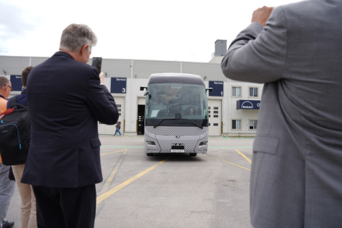 Viaggi sostenibili: MAN presenta il primo eCoach d’Europa