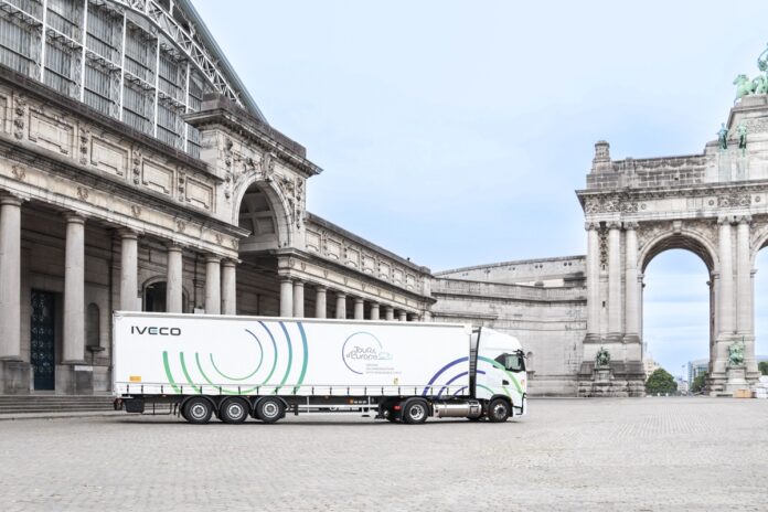 IVECO completa il Tour d’Europe: 5.000 km a Bio-LNG per un trasporto sostenibile