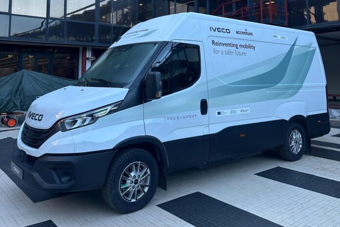 IVECO e Accenture rivoluzionano la sicurezza stradale con la tecnologia V2X