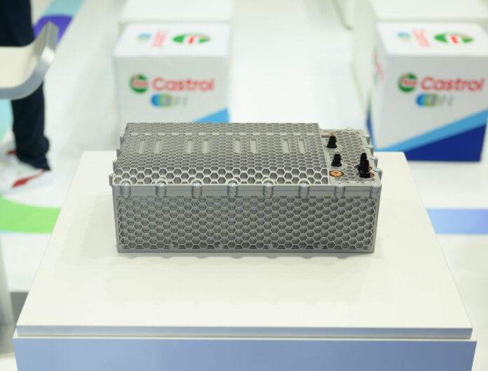 Mondo PHEV ed EV: Castrol e LION Smart insieme per il raffreddamento delle batterie