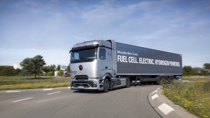Mercedes-Benz NextGenH2 Truck: Daimler Truck avvia la produzione in piccola serie dal 2026