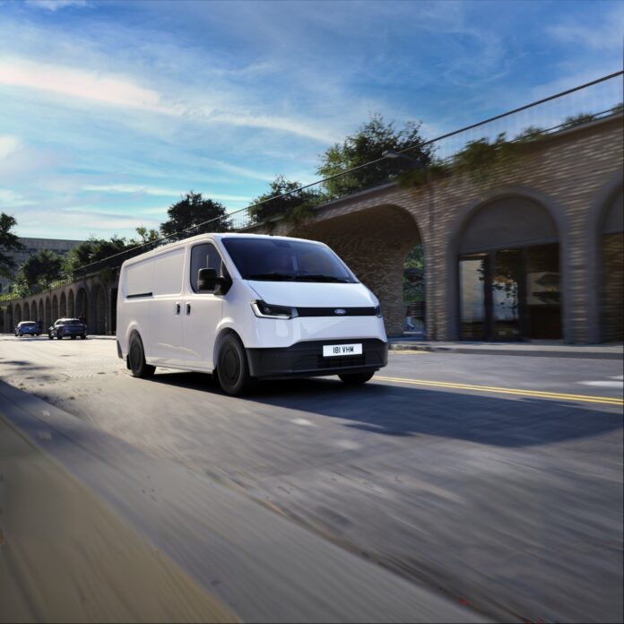 Ford Pro presenta Transit City, il nuovo furgone 100% elettrico