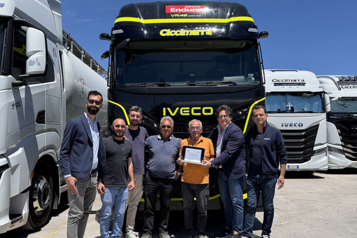 IVECO consegna a Ciccimarra Trasporti il primo S-Way VR46 Racing Team