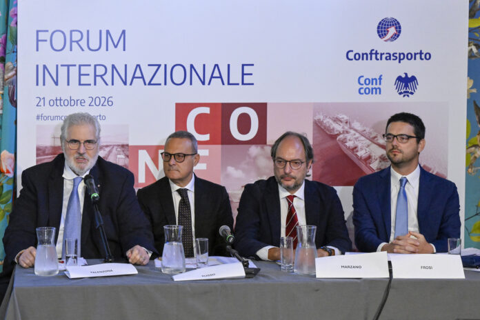 Trasporti e logistica sotto pressione, a rischio la competitività italiana